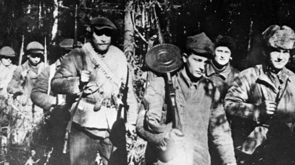 Белорусские партизаны. 1944 год.