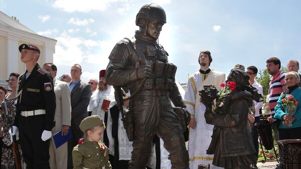 Открытие памятника Вежливым людям в Крыму