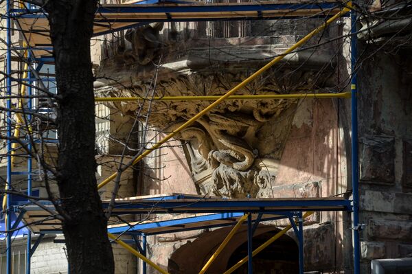 Дом со змеями Киев