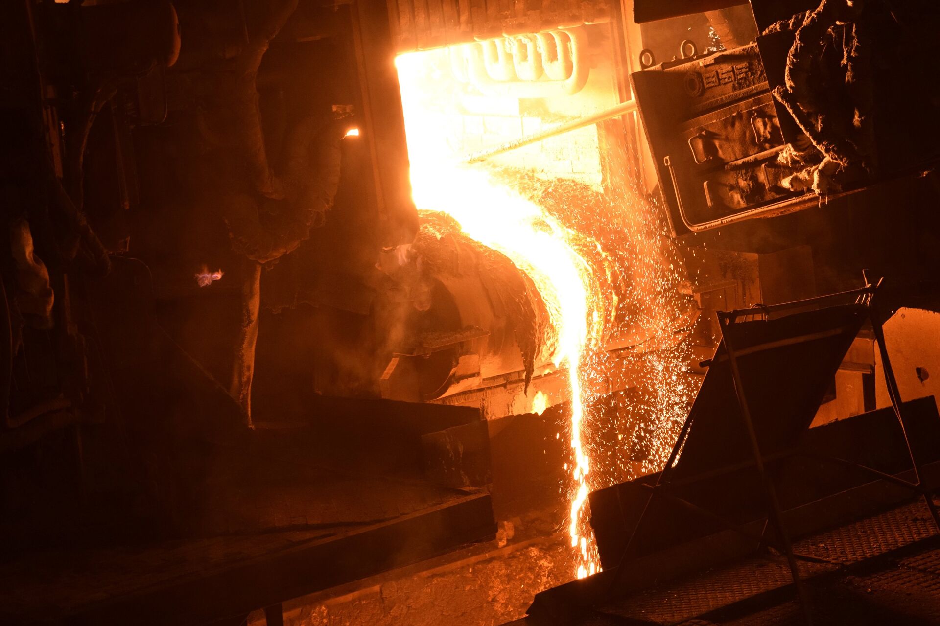 Запуск Юзовского металлургического завода в ДНР Запуск Юзовского металлургического завода в ДНР - РИА Новости, 1920, 21.09.2025