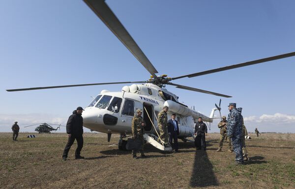 Порошенко вертолет Одесская область камуфляж