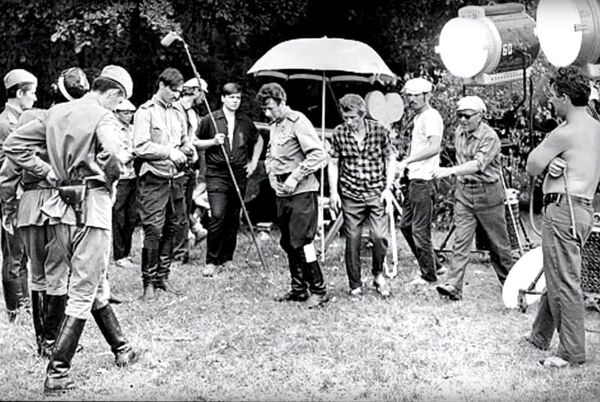  Леонид Быков