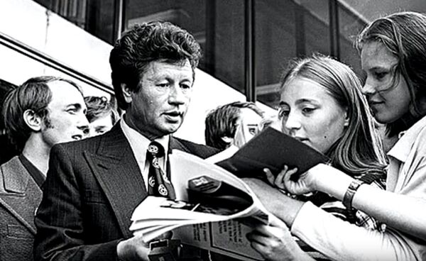 Леонид Быков