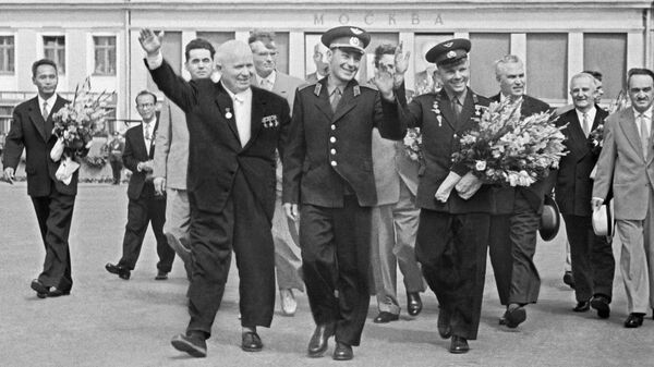  Никита Хрущёв, Герман Титов и Юрий Гагарин