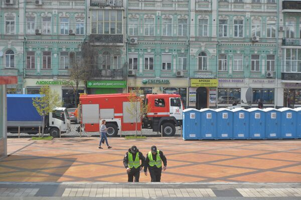 Киев полиция машина дебаты Олимпийский