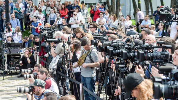 украинская пресса, сми фотографы телекамеры телеоператоры