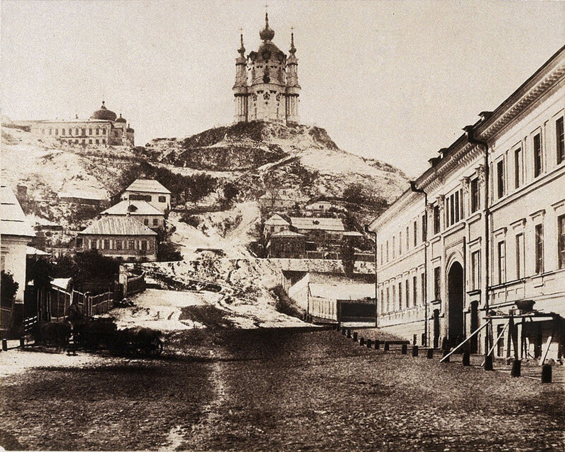 Андреевская церковь на фото 1853 года Андреевская церковь на фото 1853 года - РИА Новости, 1920, 18.05.2025
