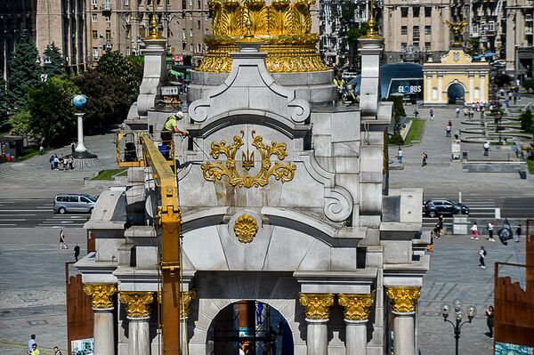 Монумент Независимости Украины мойка