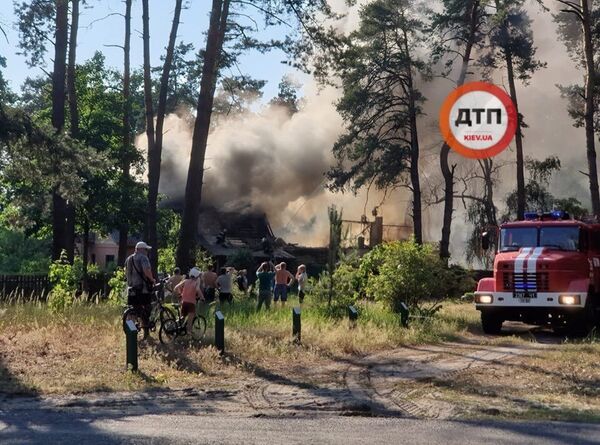 Под Киевом сгорел дом, в котором снимался сериал Сваты