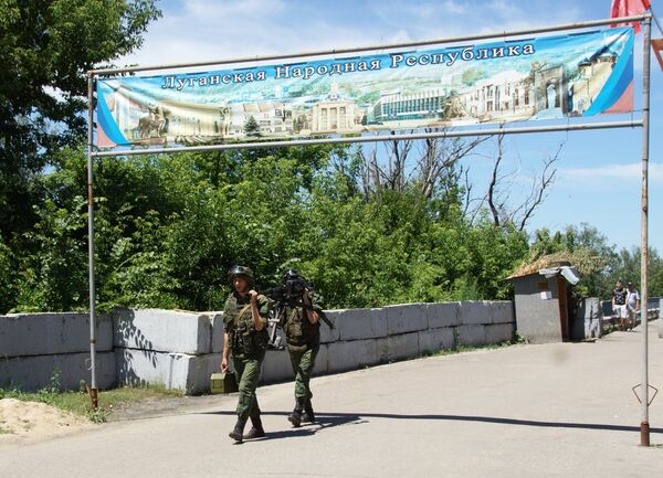 У КПВВ Станица Луганская состоялся первый этап отвода украинских подразделений