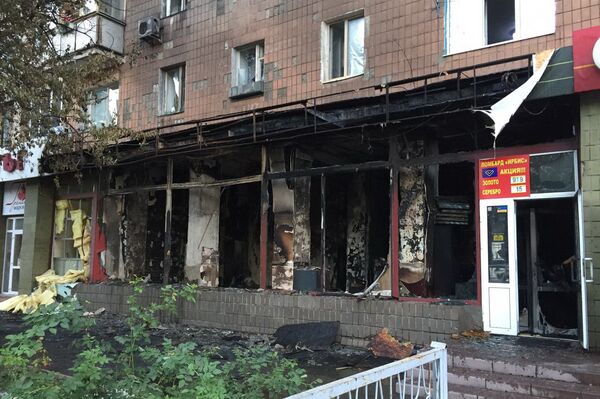 В Харькове сгорел магазин ритуальных услуг в жилом доме