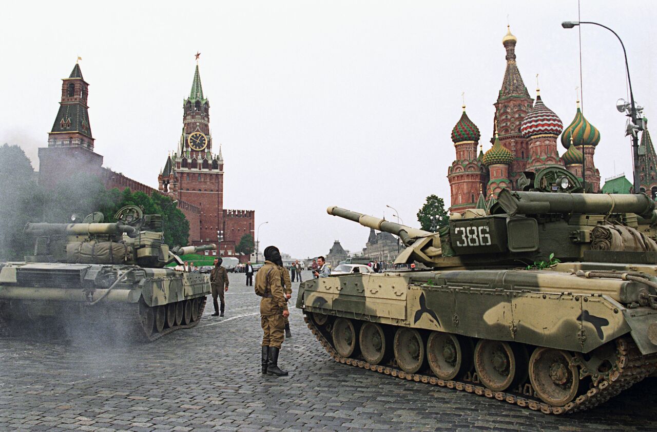 Августовский путч танки в Москве