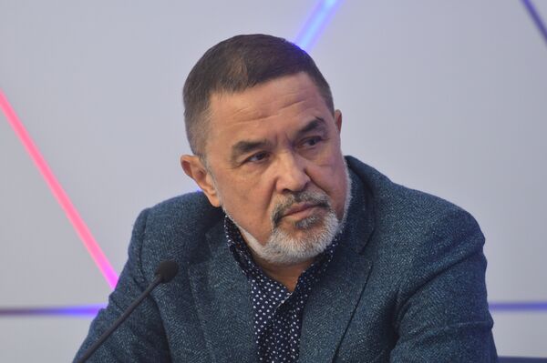 Искандер Хисамов