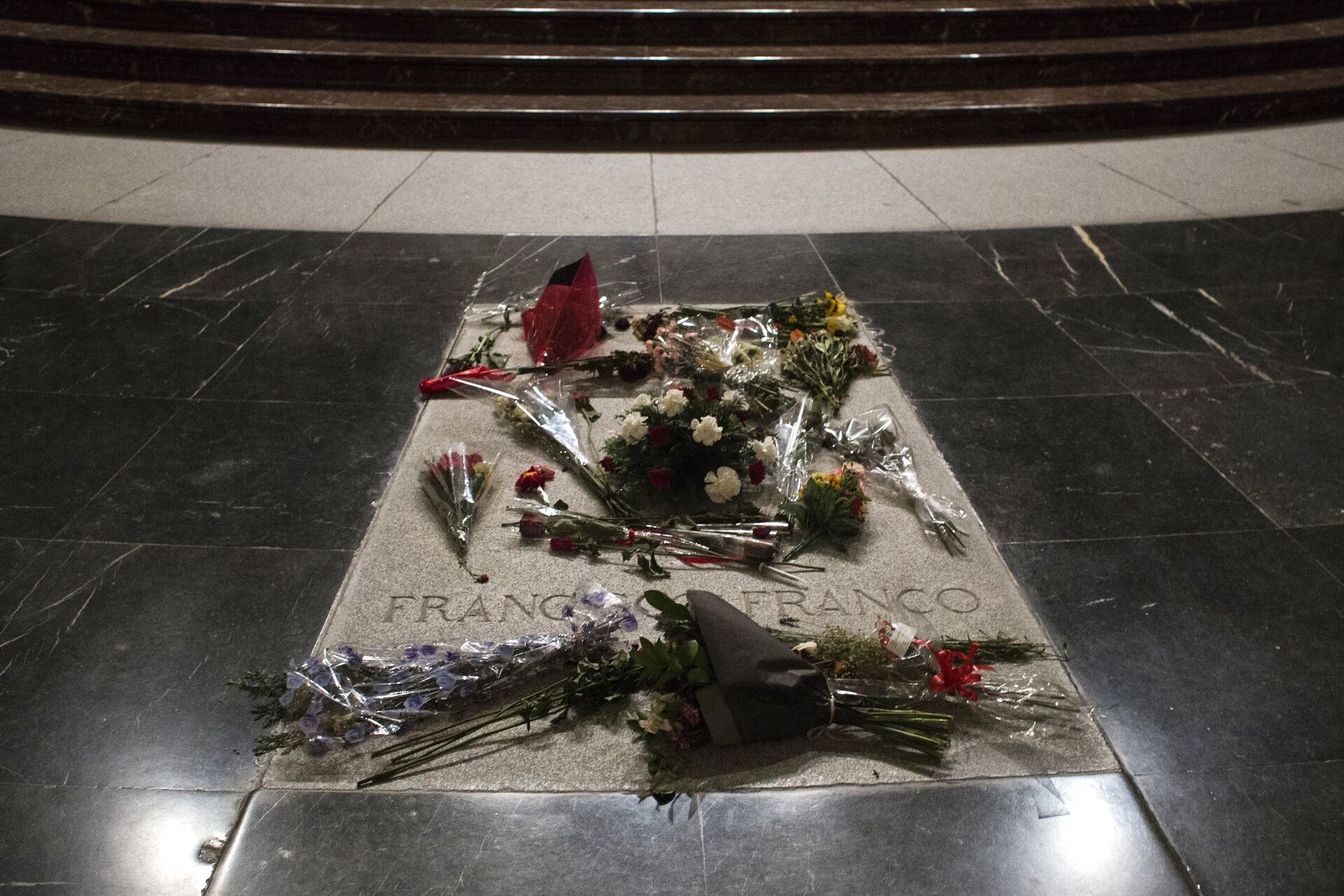  Могила Франсиско Франко в Долине павших - РИА Новости, 1920, 20.11.2025