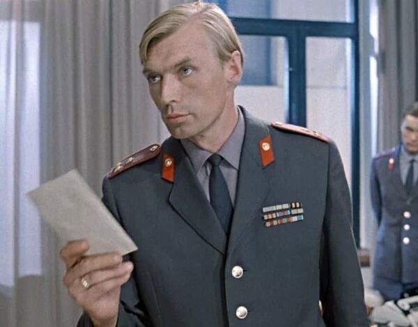 Николай Олялин. Кадр из фильма Джентльмены удачи Николай Олялин. Кадр из фильма Джентльмены удачи