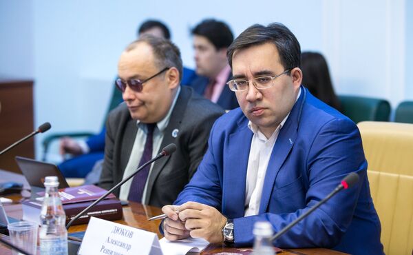 Александр Дюков