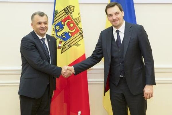 Премьер-министр Молдавии Ион Кику и премьер-министр Украины Алексей Гончарук