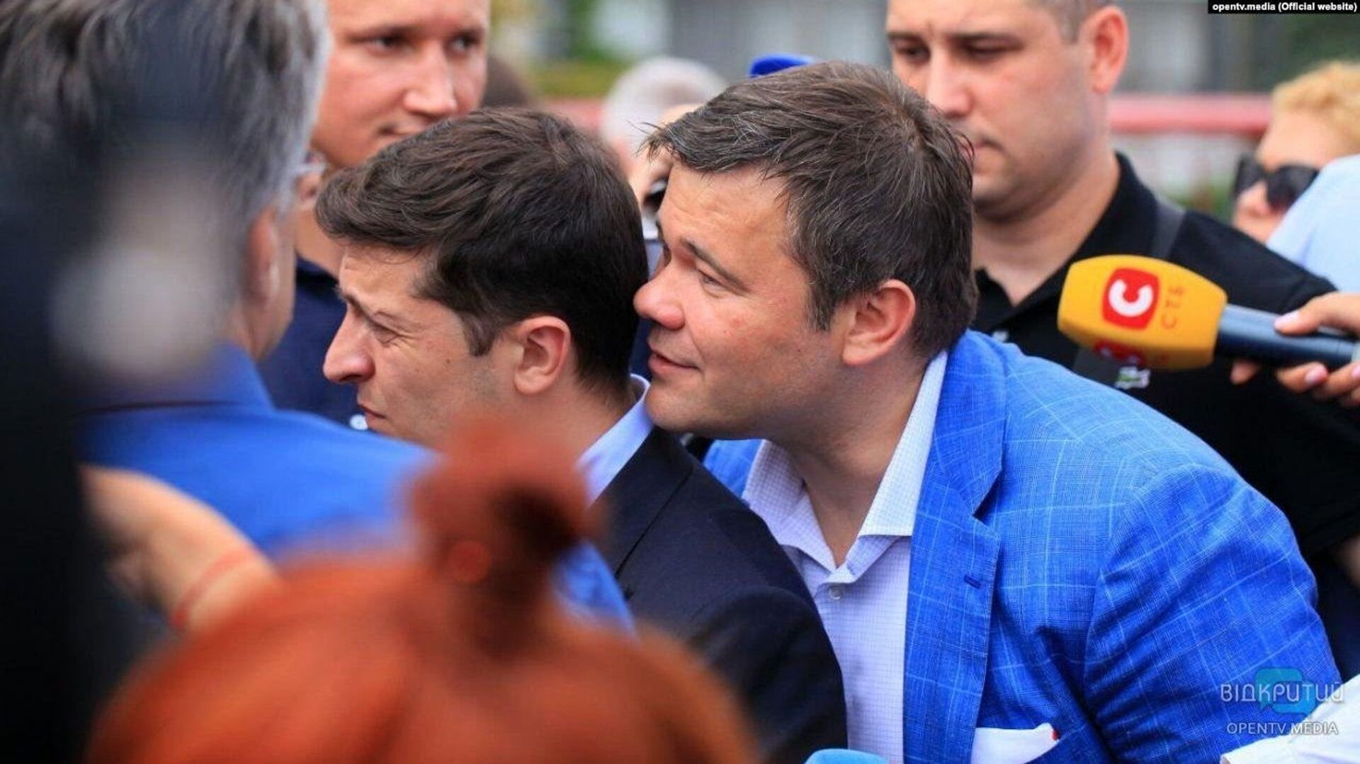 Андрей Богдан и Владимир Зеленский ухо Андрей Богдан и Владимир Зеленский ухо - РИА Новости, 1920, 10.09.2020