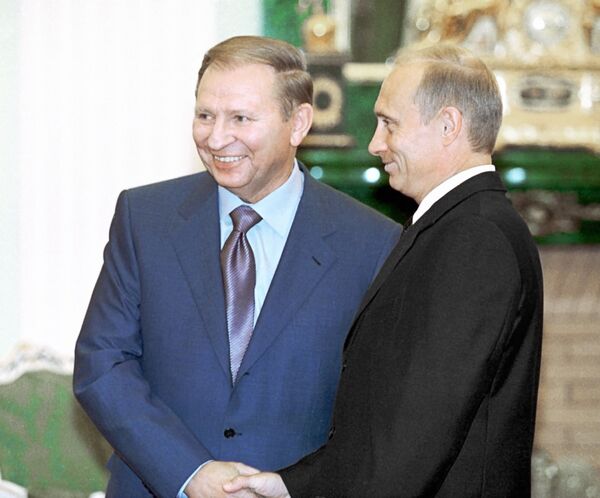 Встреча президента РФ Владимира Путина с президентом Украины Леонидом Кучмой в Кремле.