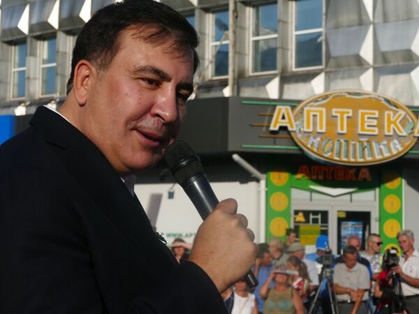 Михаил Саакашвили встретился с избирателями в Черкассах