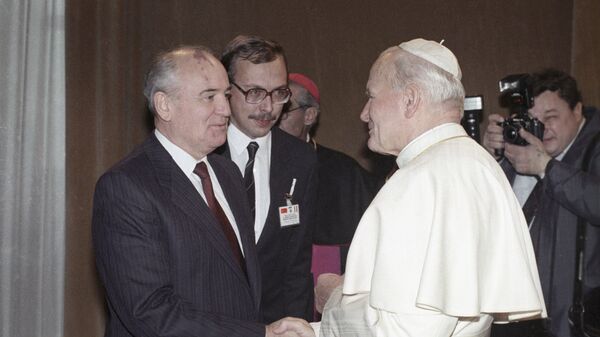 Как Горбачёв ради встречи с папой Римским легализовал украинских униатов