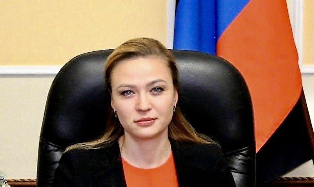министр иностранных дел днр наталья никонорова