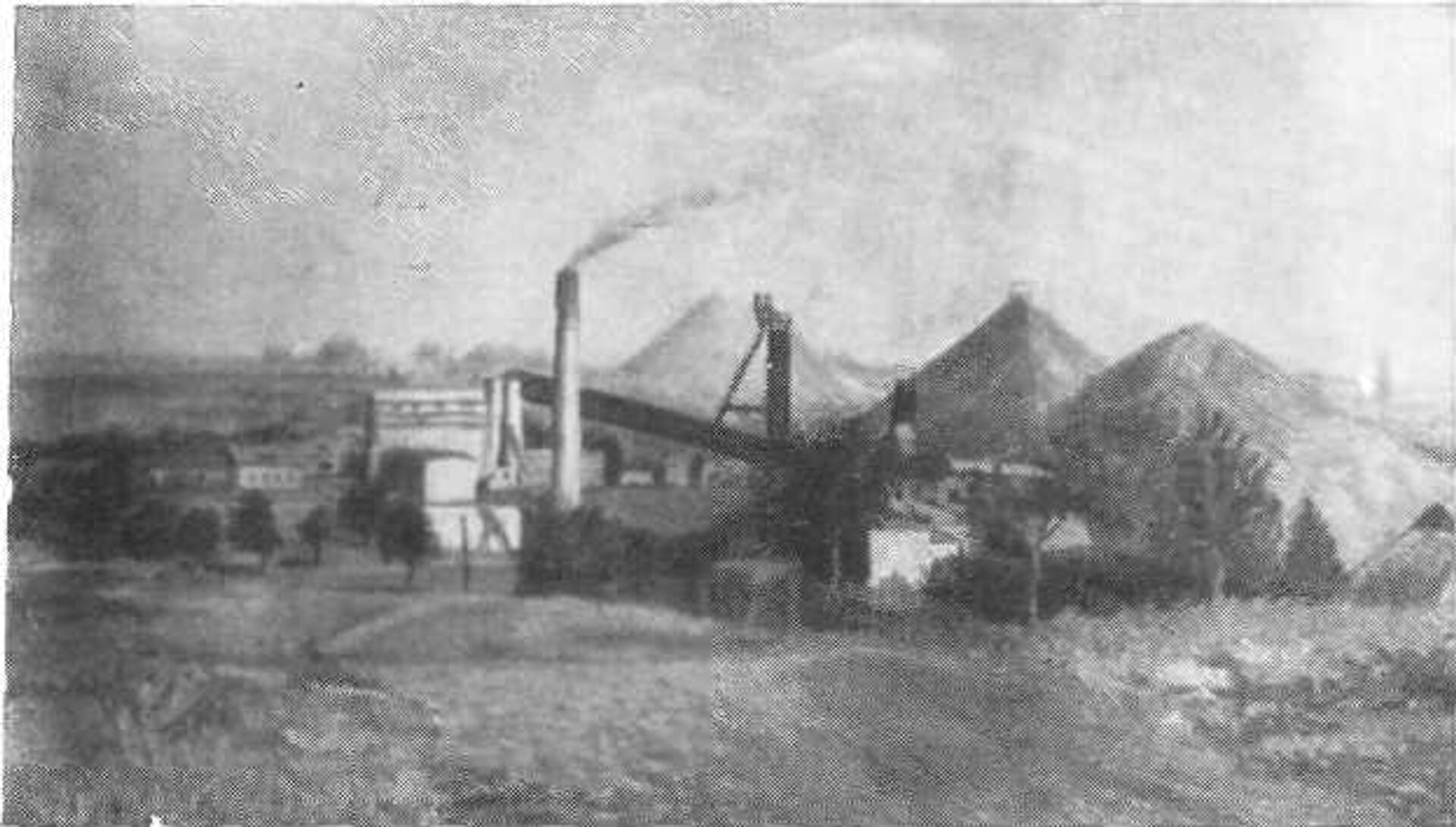 Шахта «Альберт», где в 1932 году производились испытания первого в мире угольного комбайна Шахта «Альберт», где в 1932 году производились испытания первого в мире угольного комбайна - РИА Новости, 1920, 24.09.2020