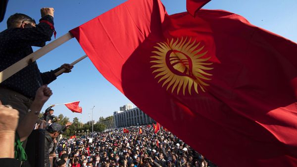 Протесты в Бишкеке Протесты в Бишкеке