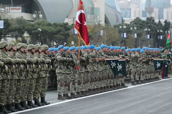 Военный парад в Баку Азербайджан