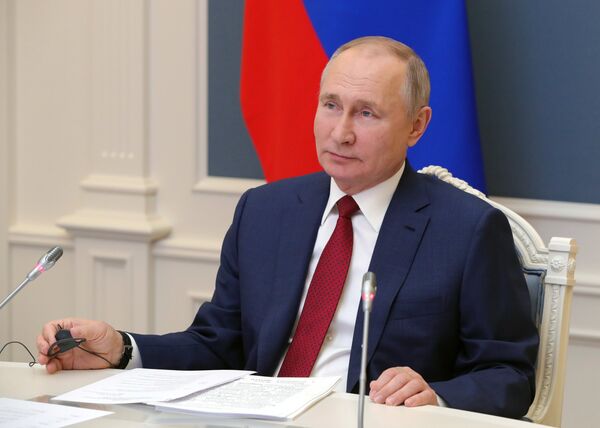 Президент РФ В. Путин выступил на сессии онлайн-форума Давосская повестка дня 2021