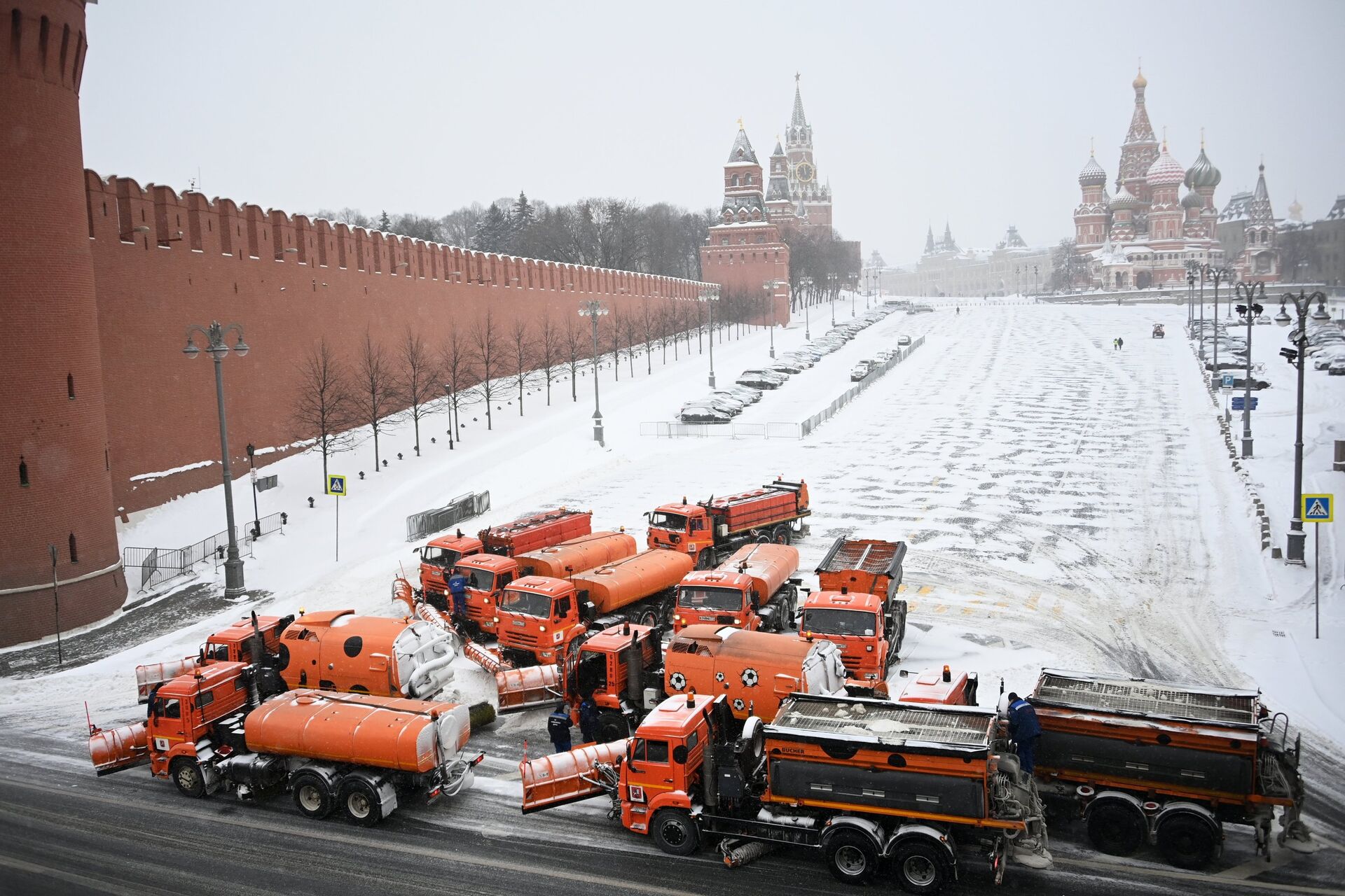 Снег в Москве сейчас