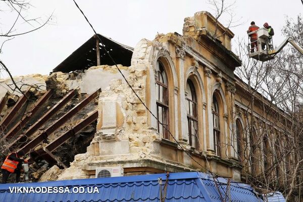 Одесса обрушение здания