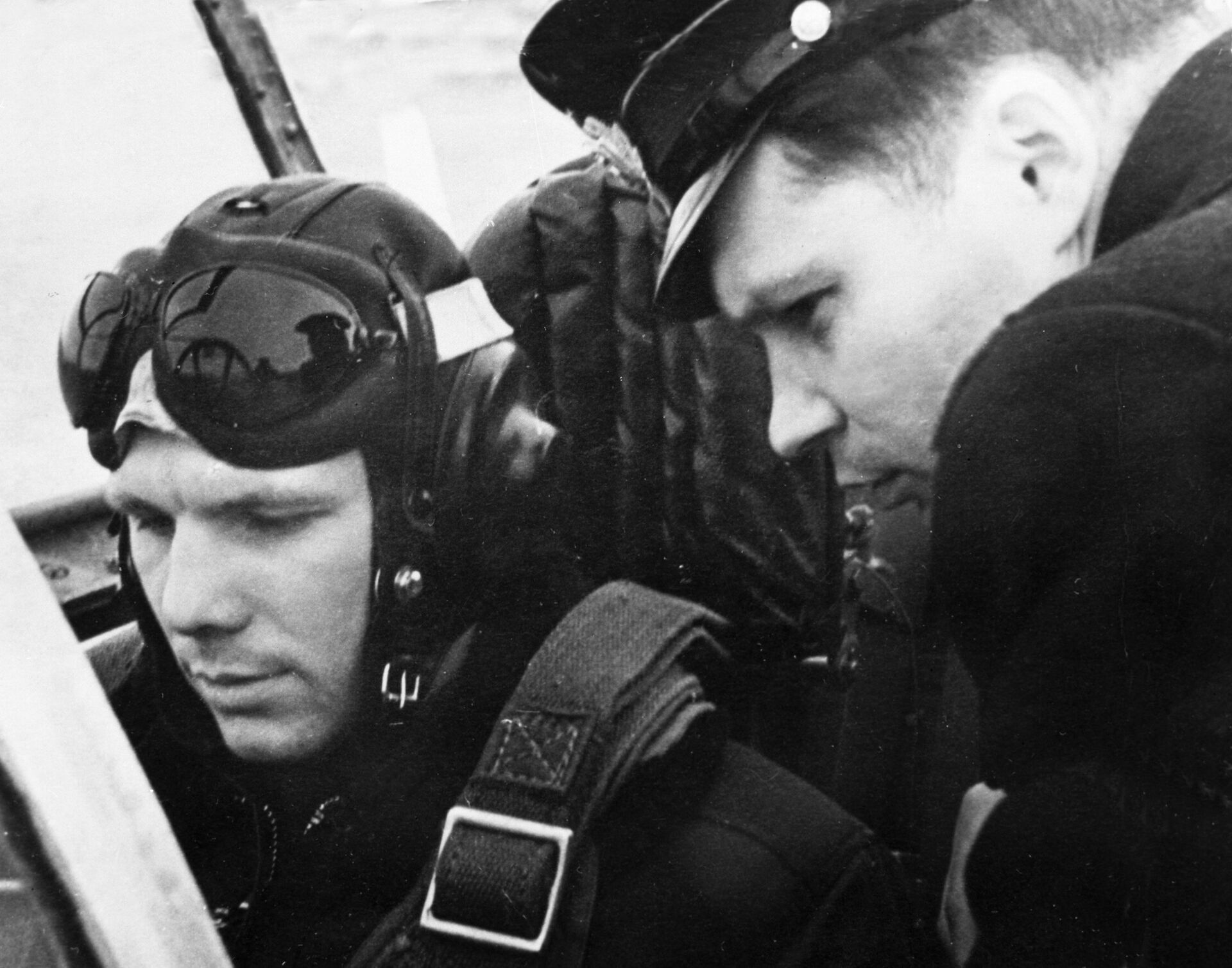 Гагарин военный летчик. «Ю. Гагарин в Заполярье».