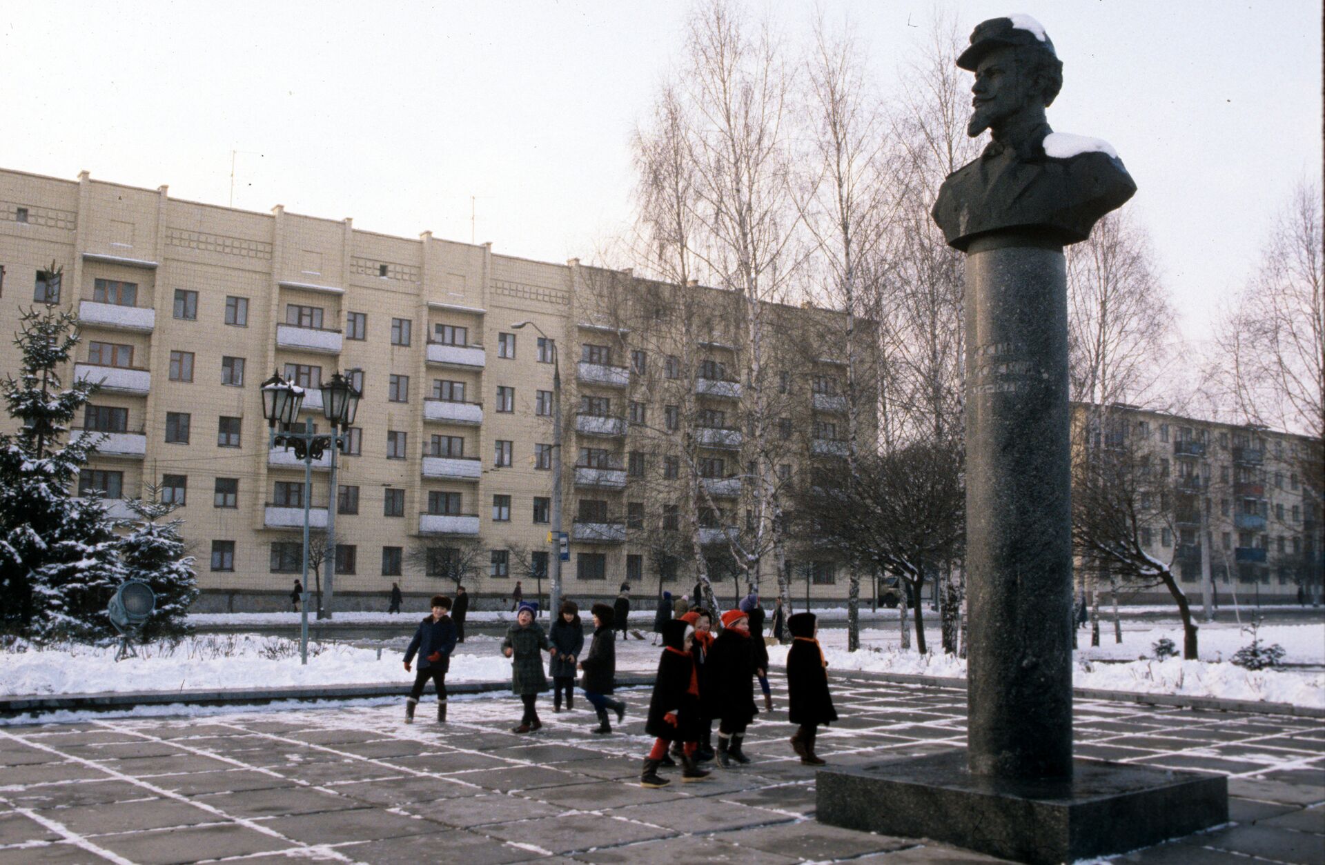 Памятник Домбровскому в Житомире  - РИА Новости, 1920, 22.05.2023