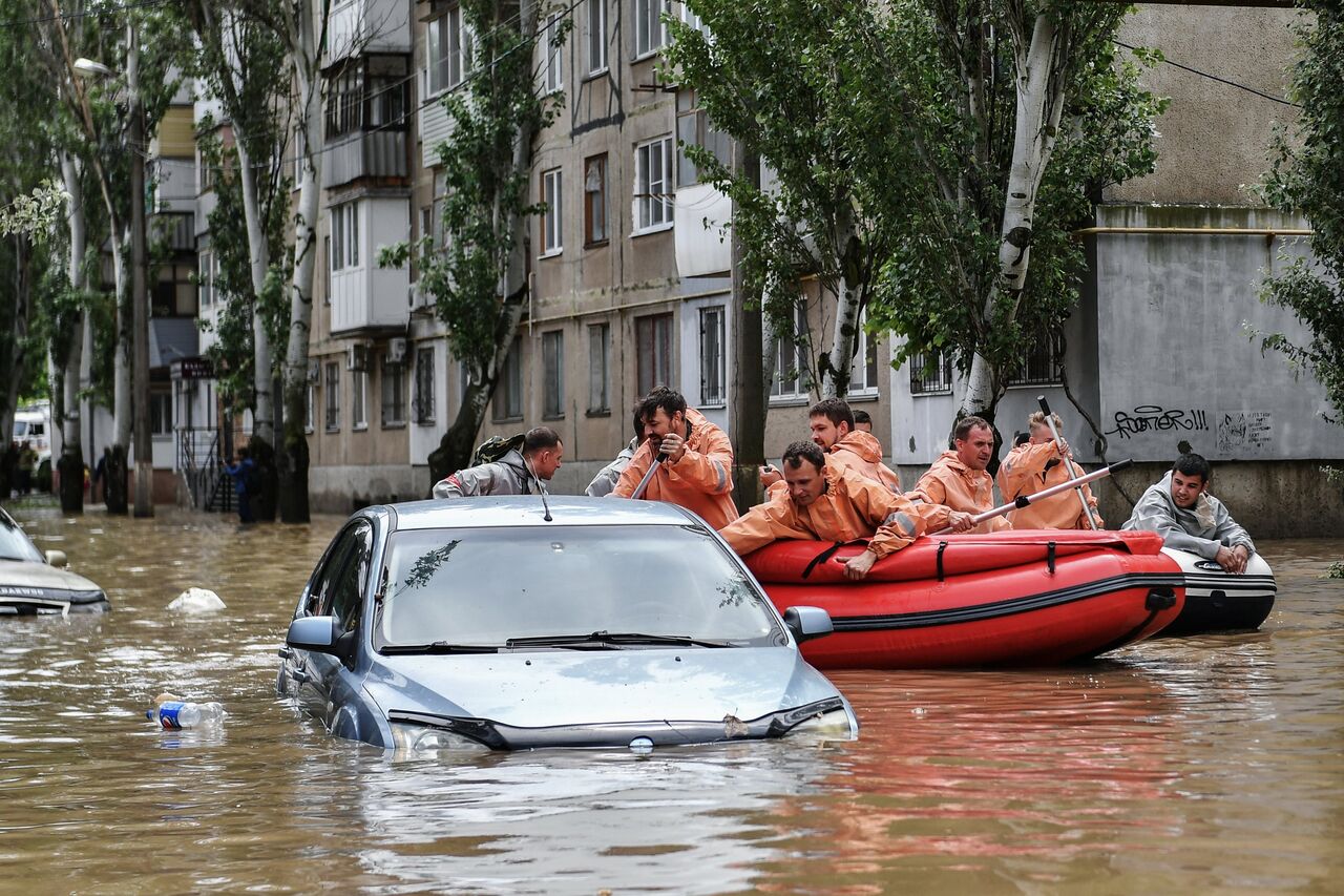 После наводнения и во время пандемии: что будет с курортным сезоном в Крыму  - 13.07.2022 Украина.ру