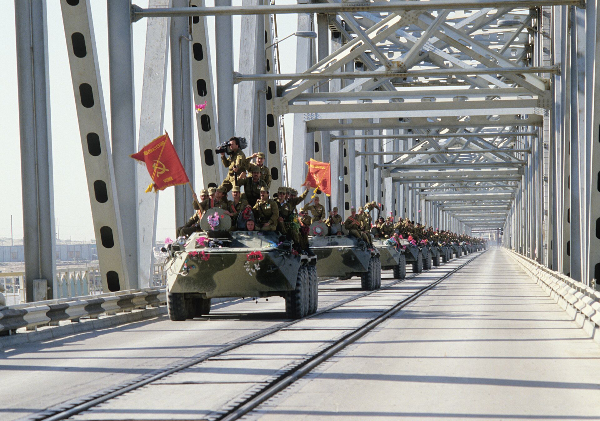 Мост Дружбы СССР Афганистан армия - РИА Новости, 1920, 16.08.2021