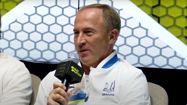 исполняющий обязанности тренера сборной Украины по футболу Александр Петраков