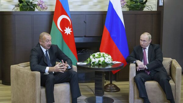 Президент РФ В. Путин встретился с президентом Азербайджана И. Алиевым