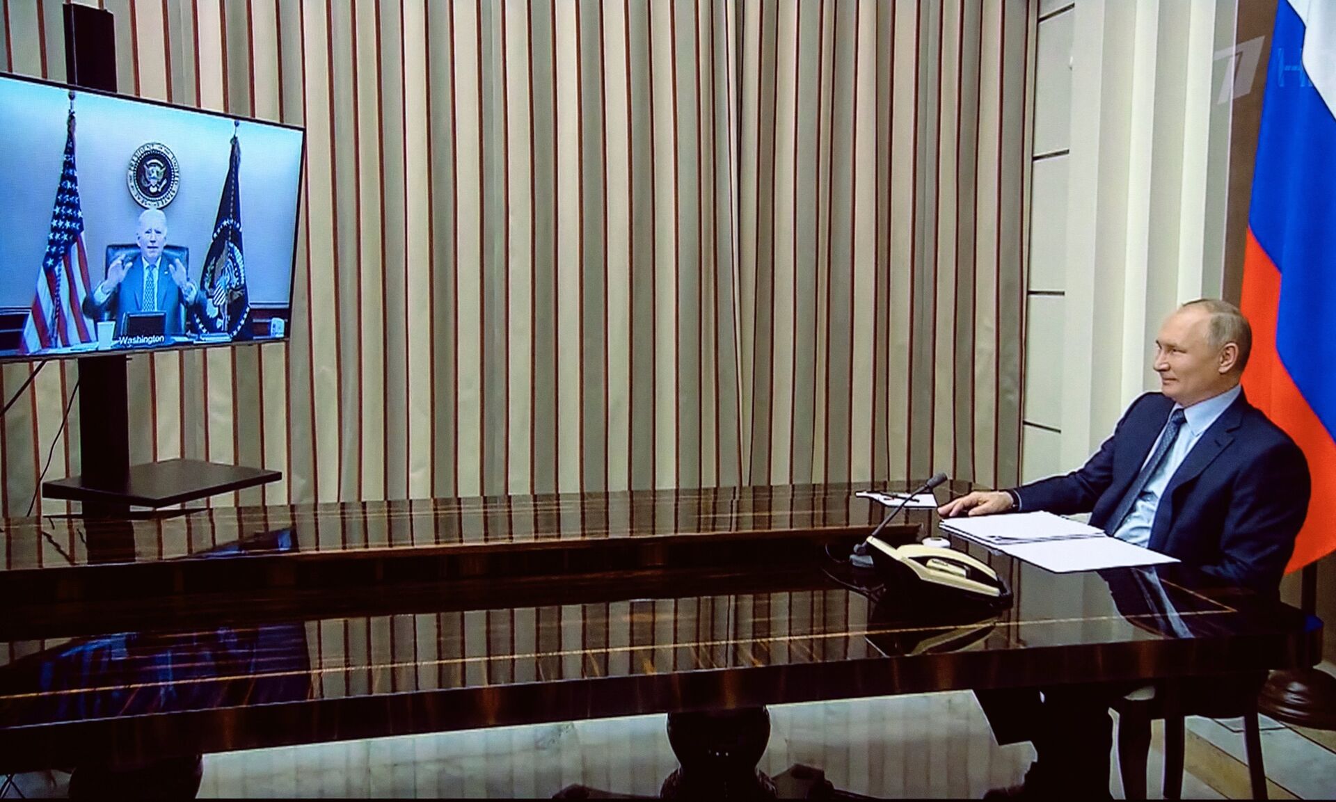 Переговоры президента РФ В. Путина и президента США Дж. Байдена - РИА Новости, 1920, 08.12.2021
