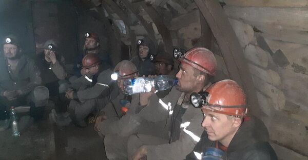 Львовская область шахта  Червоноградская шахтеры протест забастовка