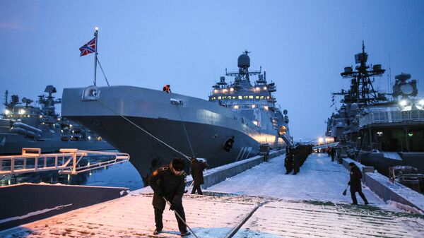 Большой десантный корабль Пётр Моргунов пришел в Североморск