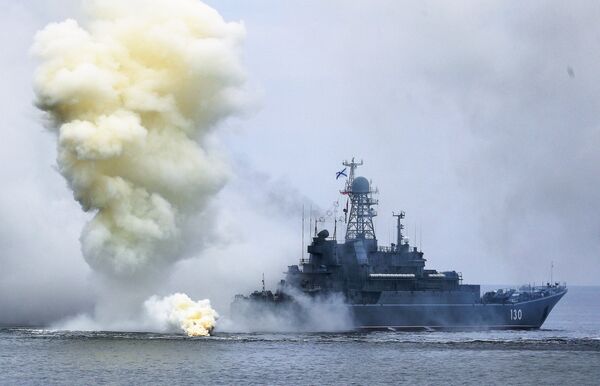 Учения Балтийского флота по высадке морского десанта на необорудованное побережье