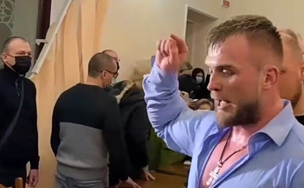 Нардеп Артем Дмитрук на заседании земельной комиссии одесского горсовета 25 января 2022 года Нардеп Артем Дмитрук на заседании земельной комиссии одесского горсовета 25 января 2022 года