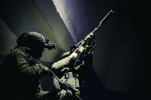 Нацгвардия Украины военнослужащий оружие камуфляж