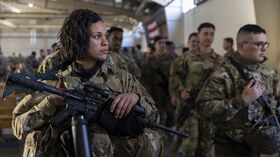 Военнослужашие США солдаты переброска в Польша армия оружие