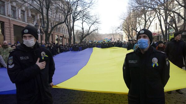 Президент Украины В. Зеленский объявил 16 февраля Днем единения