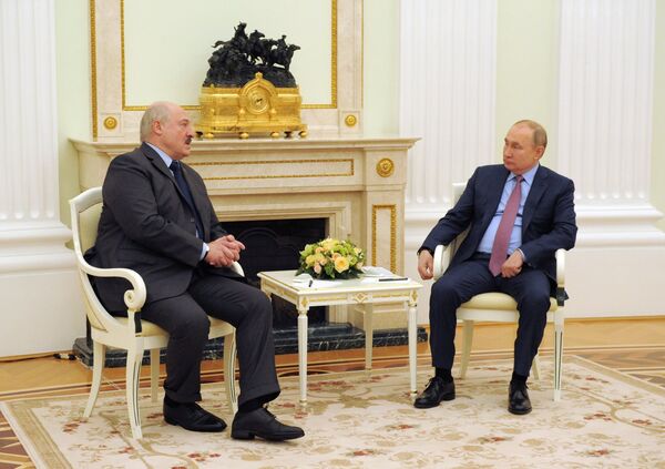 Президент РФ В. Путин провел переговоры с президентом Белоруссии А. Лукашенко