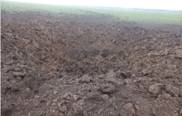 след от разрыва снаряда след от разрыва снаряда