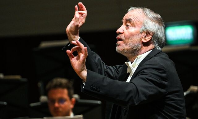 Запрет концерта Гергиева в Италии, уход Оззи Осборна, защита российского кинополя. События культуры