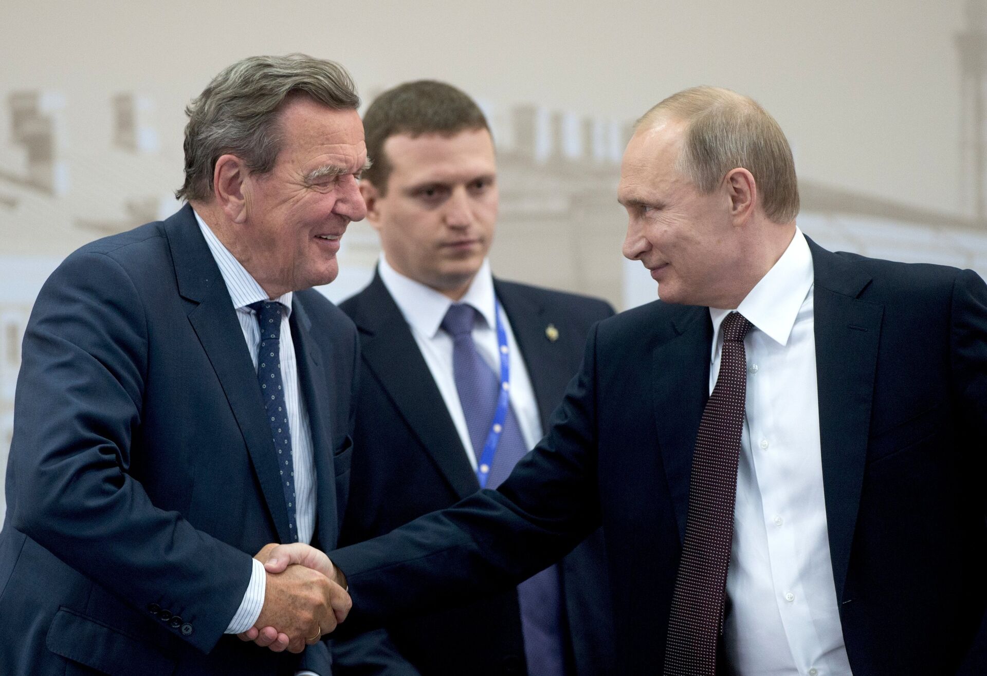 Рабочая поездка президента РФ В. Путина в Санкт-Петербург. День второй Рабочая поездка президента РФ В. Путина в Санкт-Петербург. День второй - РИА Новости, 1920, 17.05.2026